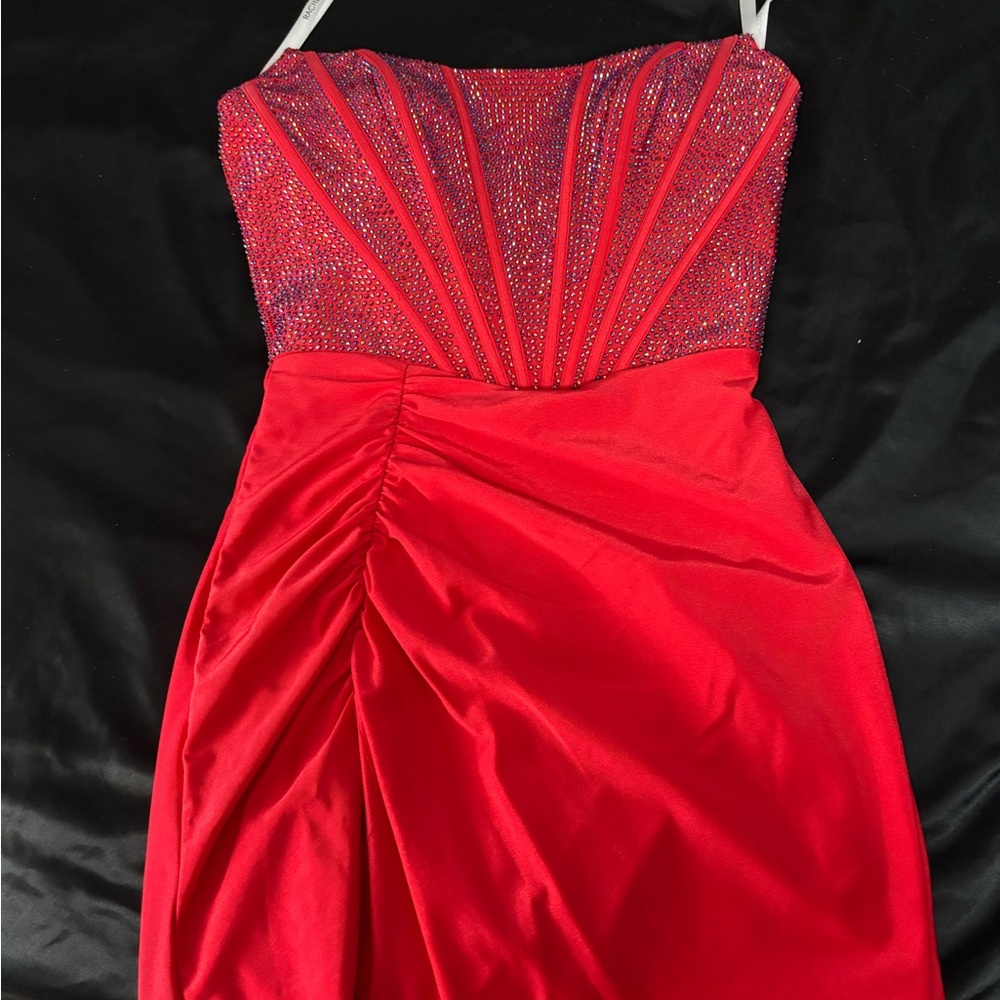 Rachel Allan Elegant Red Strapless Dress